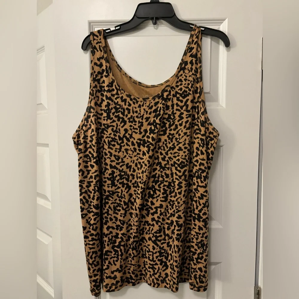 Leopard tank - Picture 1 of 2